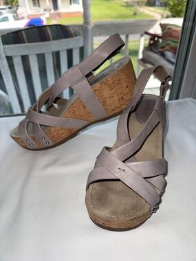 Bussola Formentera Fay Gordon Women’s Wedge Sandals Light Grey Sz 8